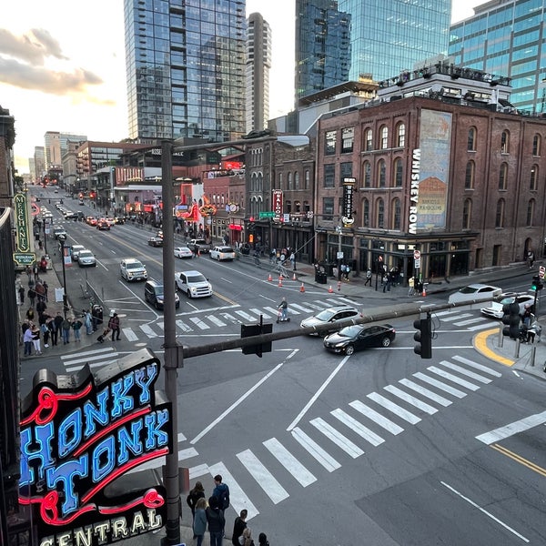 รูปภาพถ่ายที่ Honky Tonk Central โดย Kalle R. เมื่อ 4/19/2022