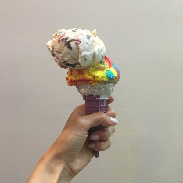 8/8/2018 tarihinde Duygu Y.ziyaretçi tarafından George&#39;s Ice Cream &amp; Sweets'de çekilen fotoğraf
