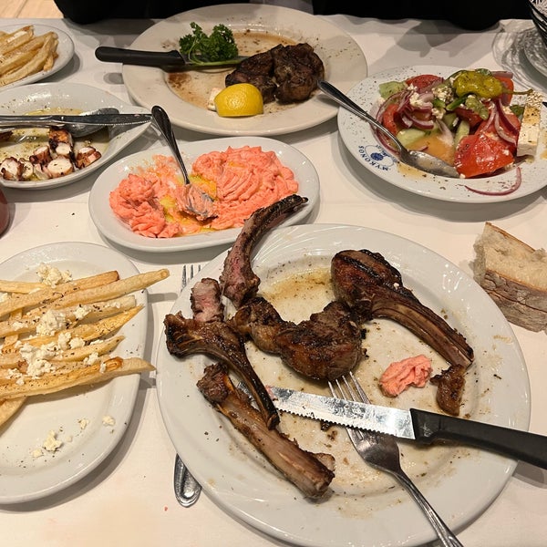 Photo taken at Mykonos Greek Restaurant by Duygu Y. on 1/17/2022