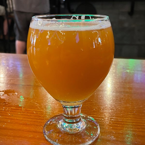 Photo taken at Hoops Brewing by Ben B. on 7/30/2021