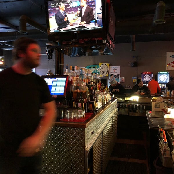 2/3/2018 tarihinde Ben B.ziyaretçi tarafından Grumpy&#39;s Bar &amp; Grill'de çekilen fotoğraf