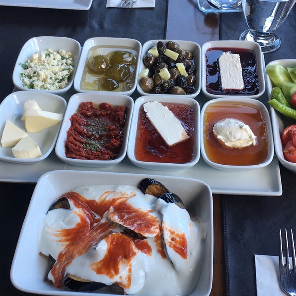 2/12/2018 tarihinde Adem N.ziyaretçi tarafından Orman İçi Cafe'de çekilen fotoğraf