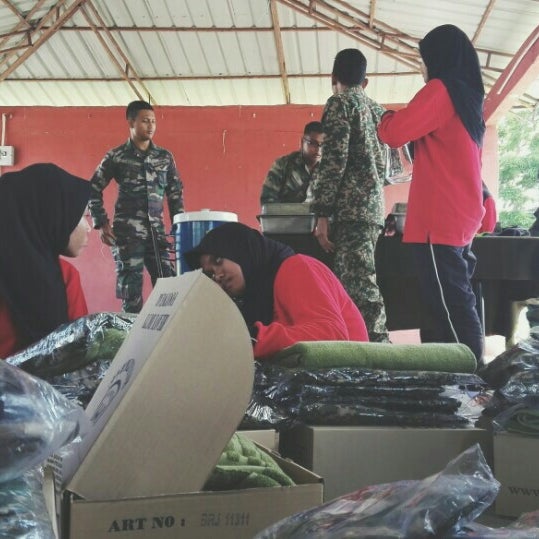 Bukit Pinang Army Camp (6th Bgd RAMD u0026 513th RAW) - 1 tip from 151 