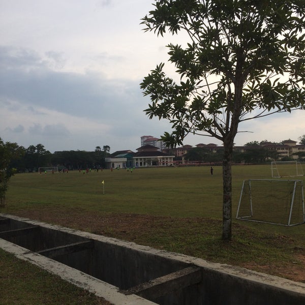 Padang Utama Politeknik Ibrahim Sultan