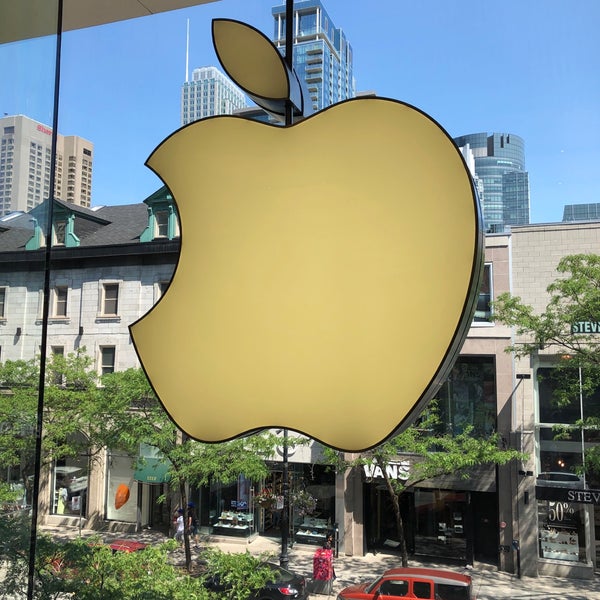 Photo taken at Apple Sainte-Catherine by Chrissy T. on 6/23/2019