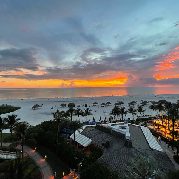 Foto tirada no(a) JW Marriott Marco Island Beach Resort por Louisa L. em 7/9/2022