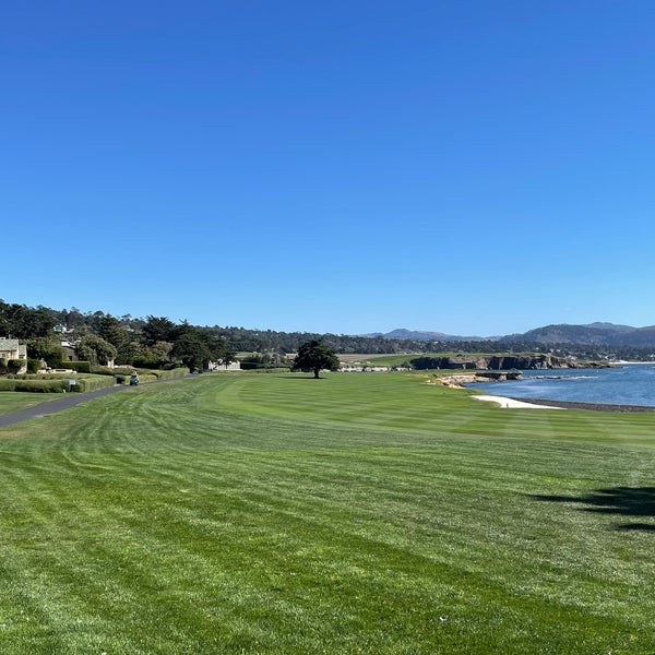 Photo taken at Pebble Beach Golf Links by Louisa L. on 10/9/2021