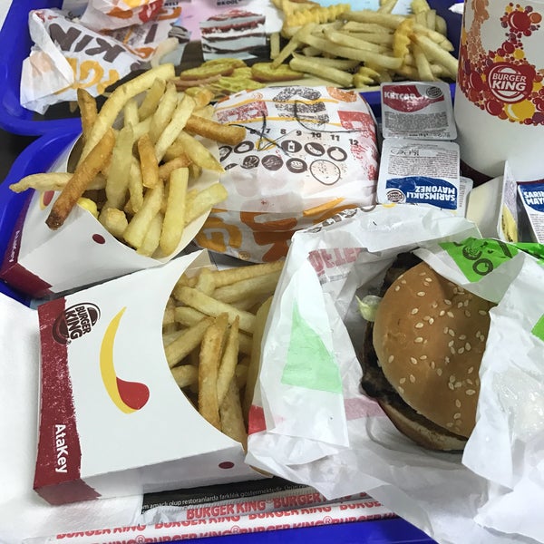 Foto scattata a Burger King da Deniz A. il 11/19/2016