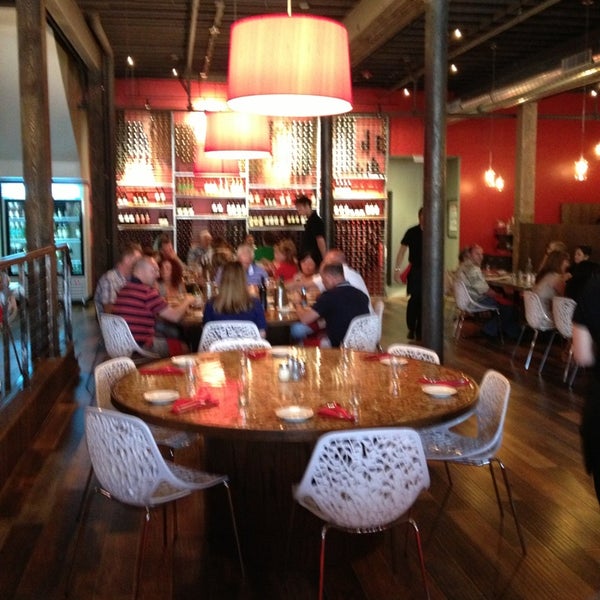 Foto diambil di Tappo Restaurant oleh Craig P. pada 7/3/2013