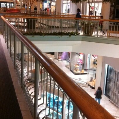 Foto tirada no(a) Gwinnett Place Mall por Alexander W. em 12/12/2012