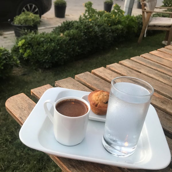 Снимок сделан в Teos Lodge Pansiyon &amp; Restaurant пользователем Özge Mare 8/18/2018