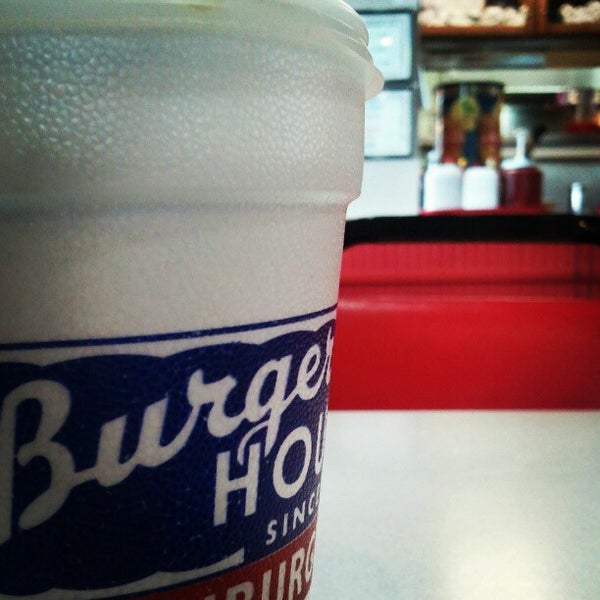 Photo taken at Burger House by Jo-x C. on 11/21/2012
