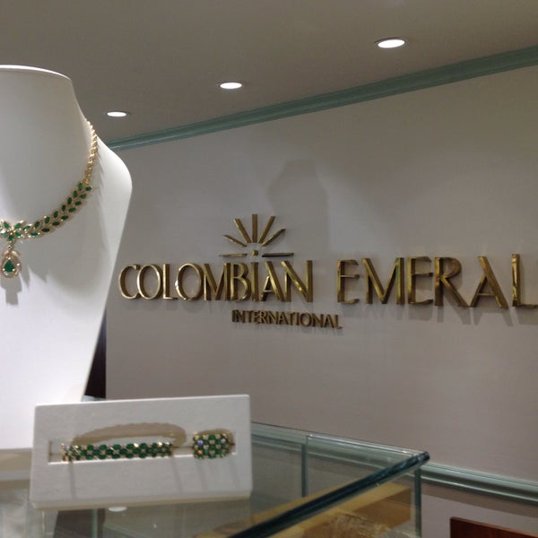 Colombian Emeralds - Plaza La Isla