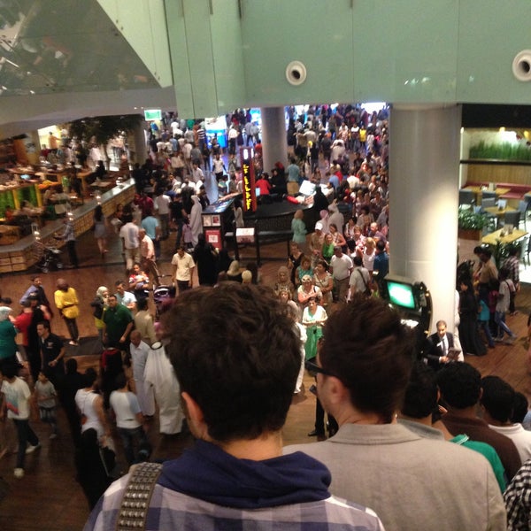 รูปภาพถ่ายที่ The Dubai Mall โดย IBRAHEEM เมื่อ 4/26/2013