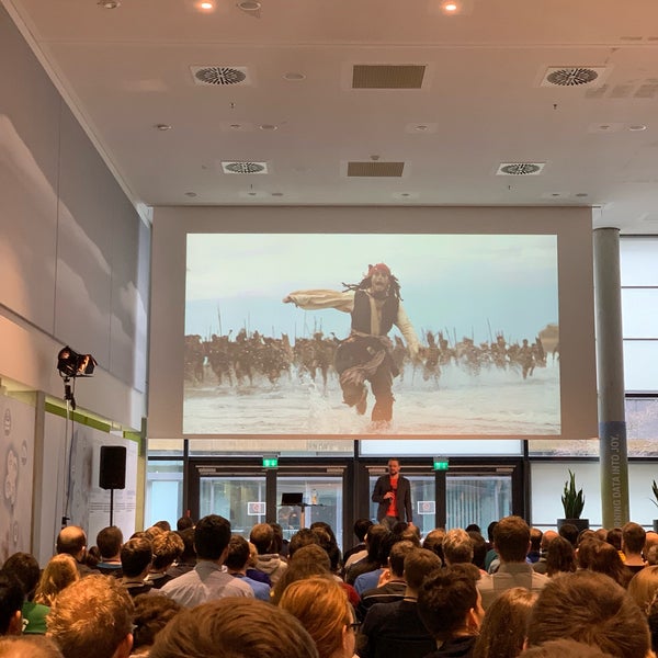 Foto tomada en BMW Group Informationstechnologiezentrum (ITZ)  por Andre L. el 3/9/2019