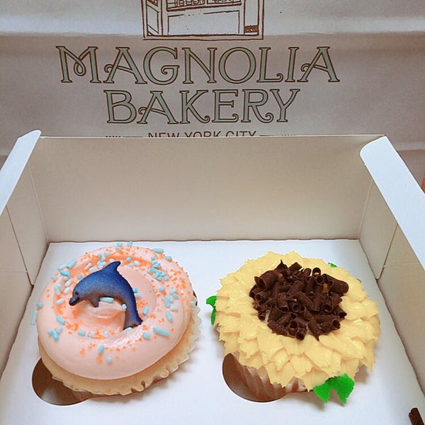 Photo taken at Magnolia Bakery by 7nxybt on 8/13/2016