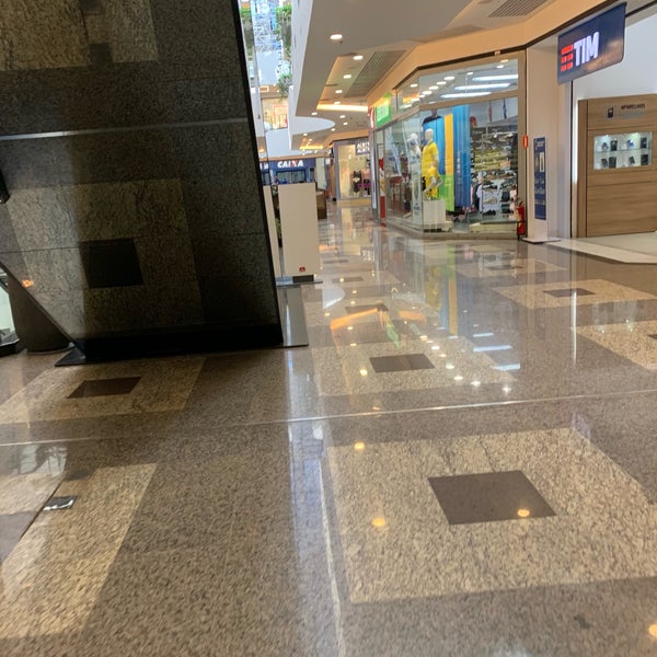 Das Foto wurde bei Brasília Shopping von Evanice P. am 6/19/2019 aufgenommen