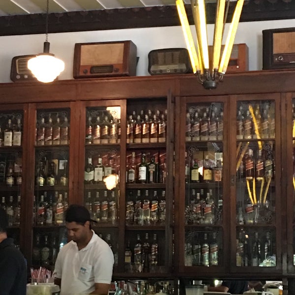 10/9/2016 tarihinde Evanice P.ziyaretçi tarafından Bar Brasília'de çekilen fotoğraf