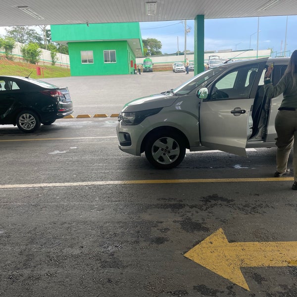 Localiza Rent a Car Rental Car Location