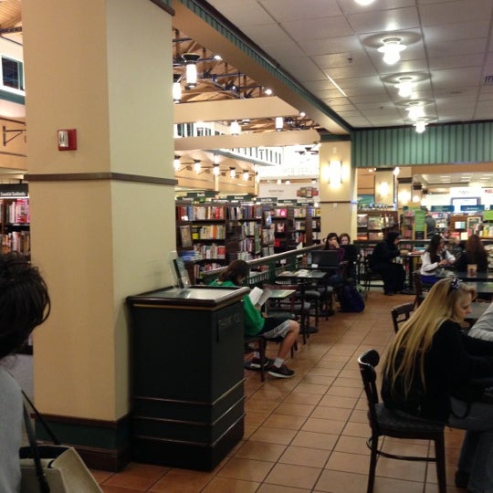 Barnes Noble Cafe Coffee Shop In Southeast Nashua