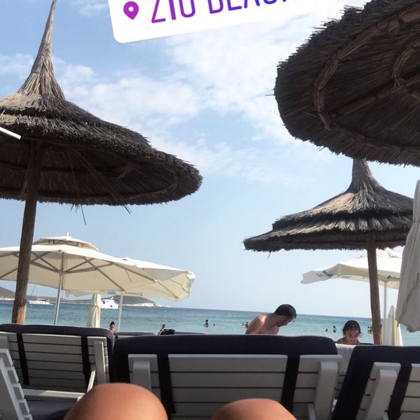 8/29/2018にNagihan DağdelenがZio Beachで撮った写真