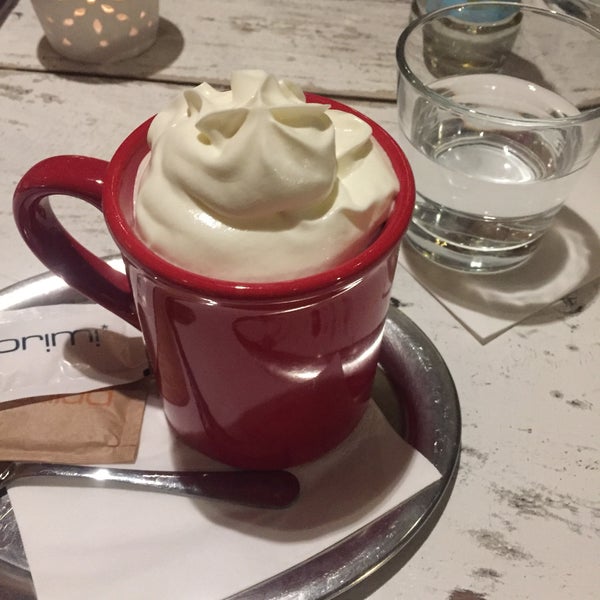 good hot chocolate 🍫