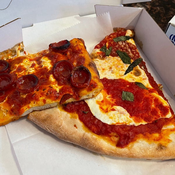4/21/2024にCarpe D.がPrince Street Pizzaで撮った写真