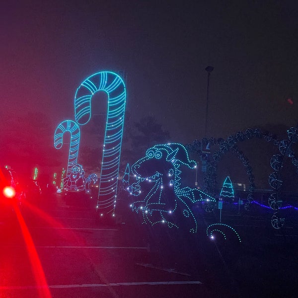 12/7/2022 tarihinde Elvyra M.ziyaretçi tarafından Six Flags White Water'de çekilen fotoğraf