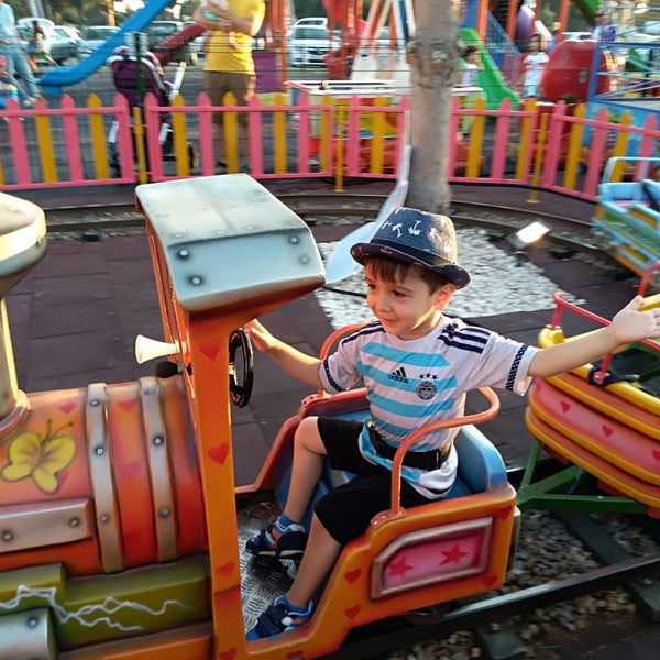 бэби парк. аттракционы во владимире. адлер детская площадка мандарин экскаватор. минаева ирина вологда. марио карт лунапарк.