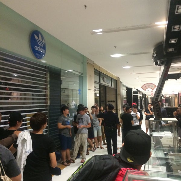 adidas neo sunway pyramid