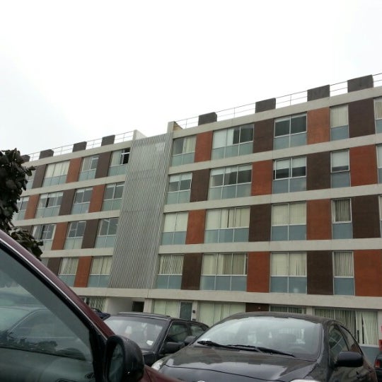Photo taken at Edificio N - Complejo Felipe Mac Gregor by Carlos S. on 10/6/2012