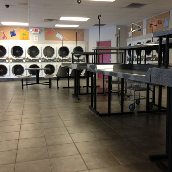 Wally Wash Laundry Laundry Service in Columbus