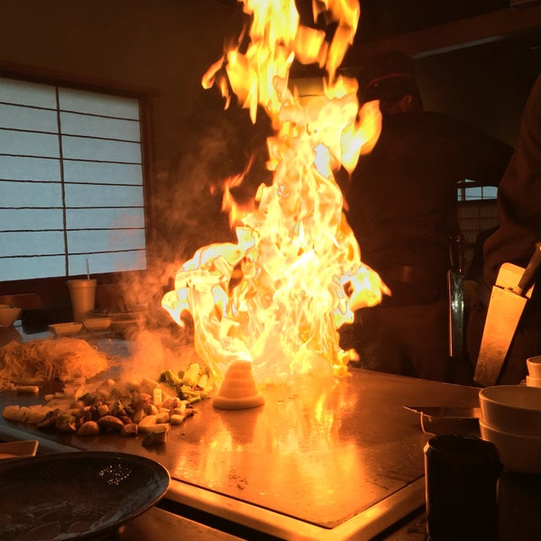 4/16/2016 tarihinde Jonathan H.ziyaretçi tarafından Nakato Japanese Restaurant'de çekilen fotoğraf