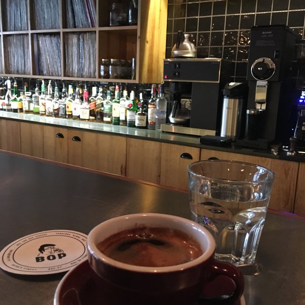 3/15/2018 tarihinde Nic C.ziyaretçi tarafından BOP Café'de çekilen fotoğraf