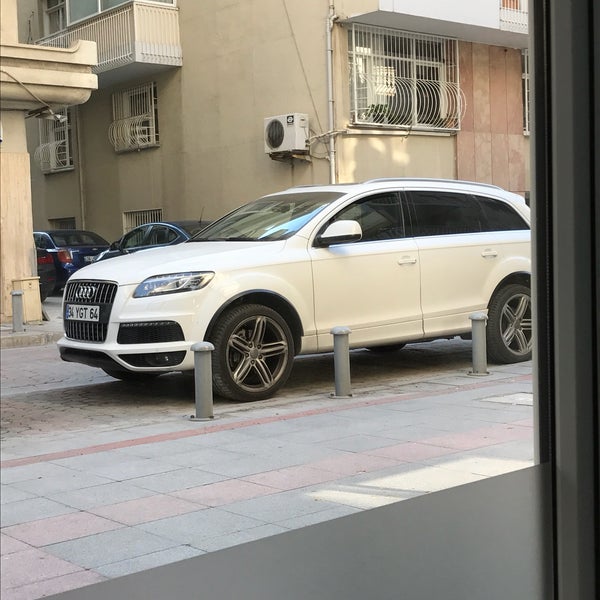 Foto tirada no(a) Citi Rent A Car por Mahmut S. em 2/13/2017