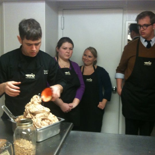 11/24/2012 tarihinde Hope Anne N.ziyaretçi tarafından Mia Chef Gelateria'de çekilen fotoğraf