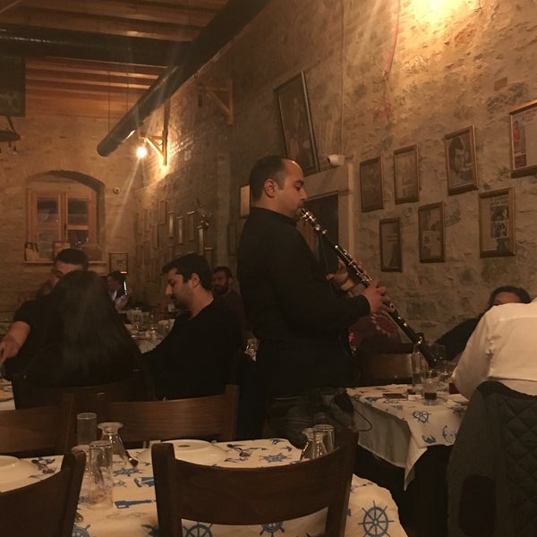 Аристократ в баре