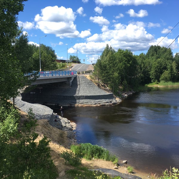 Рыбалка под мостом. Рыбаки на мостовой новосибирск. Рыбалка под мостом. Мост для рыбалки. Ленинск рыбалка под мостом.