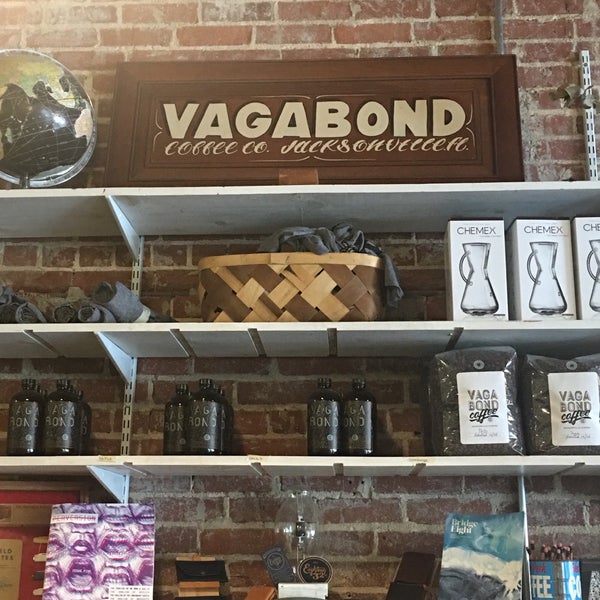10/25/2016 tarihinde Beth B.ziyaretçi tarafından Vagabond Coffee Co'de çekilen fotoğraf