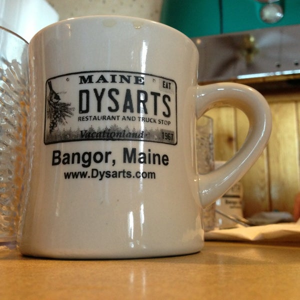 Foto tirada no(a) Dysart&#39;s Restaurant por Jen C. em 12/22/2012