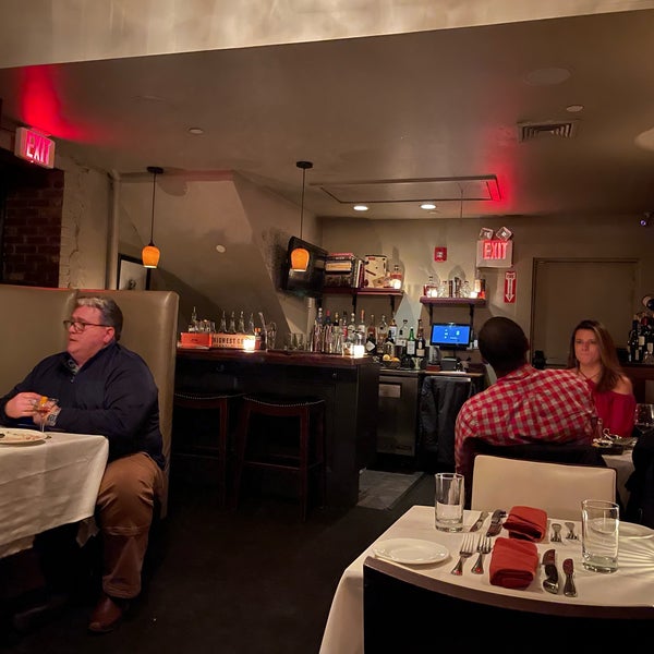 Bogie's Place Steakhouse in Downtown Boston