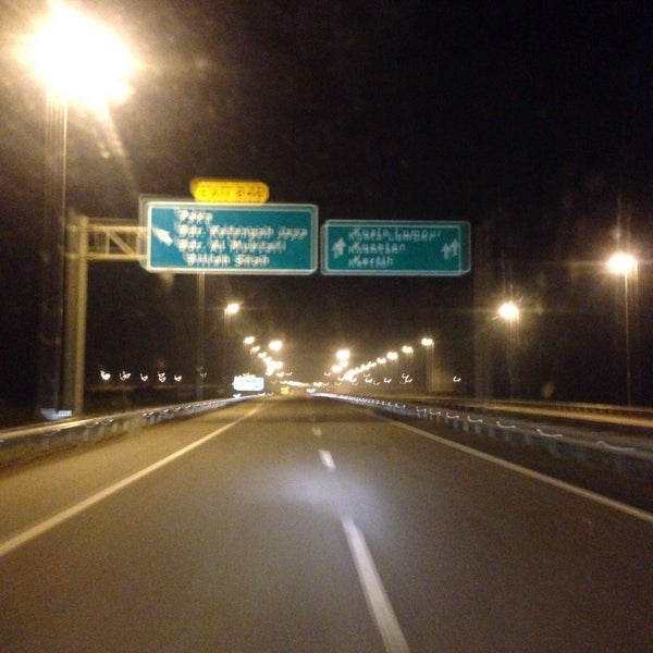 Felda Seberang Tayor Neighborhood In Ayer Puteh