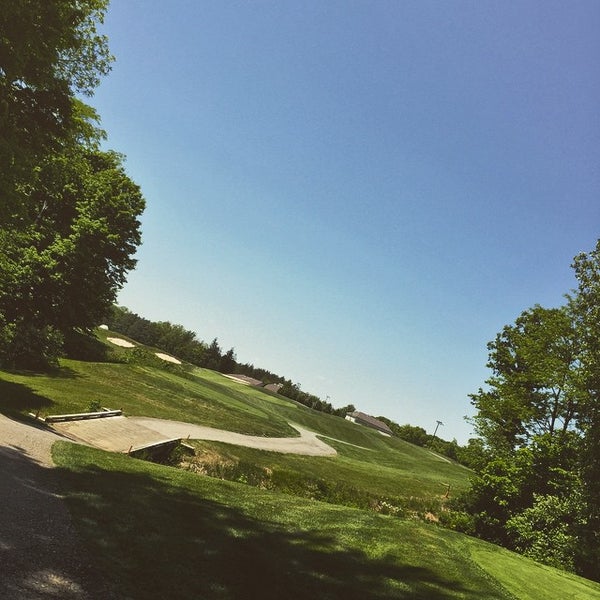 Photo taken at Delaware Golf Club by Ryan P. on 5/23/2015