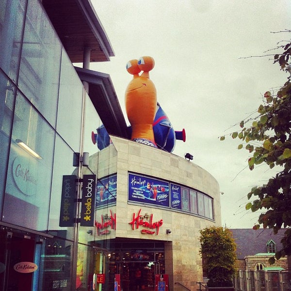 Hamleys dundrum on sale