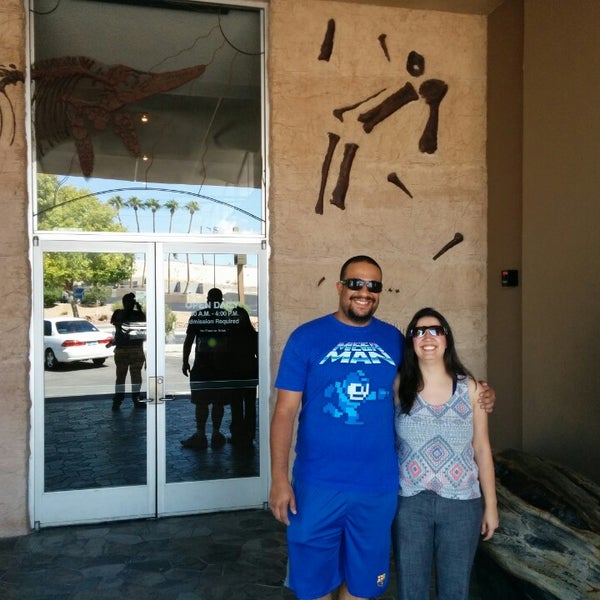 Foto tirada no(a) Las Vegas Natural History Museum por Eduardo A. em 9/10/2014