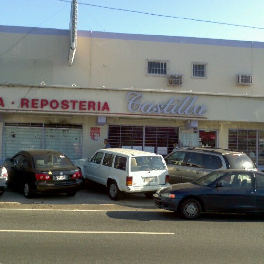 Panaderia Y Reposteria Castilla Panadería en Bayamon