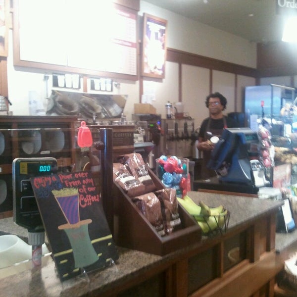 11/6/2013にGabriella S.がPeet&#39;s Coffee &amp; Teaで撮った写真