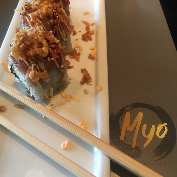 Foto scattata a Myó Sushi da Gökhan K. il 11/23/2017
