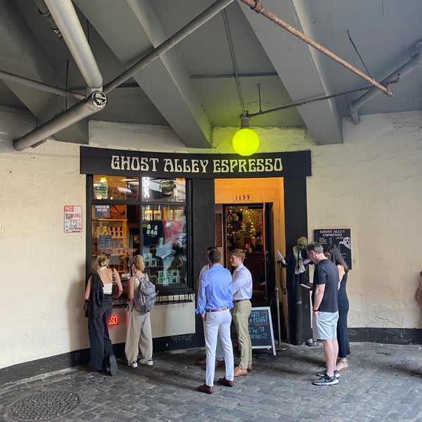 7/9/2021 tarihinde Jacob R.ziyaretçi tarafından Ghost Alley Espresso'de çekilen fotoğraf