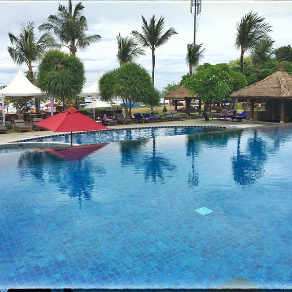 Foto tirada no(a) Bali niksoma boutique beach resort por Digital Nomad S. em 1/27/2016